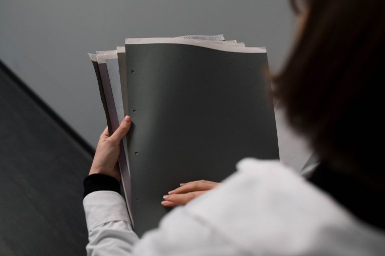 Mise a jour du DUERP : revision des documents de prevention