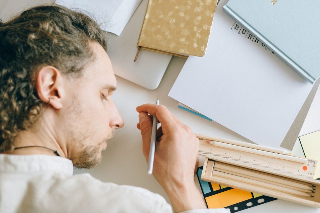 Addictions au travail : baisse de vigilance constatée sur un poste