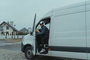 Risque routier professionnel : conducteur en tournée de livraison