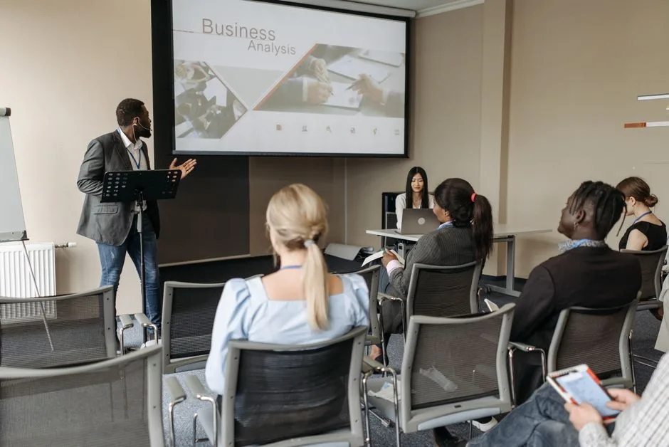 Formation en entreprise animée par un formateur du réseau